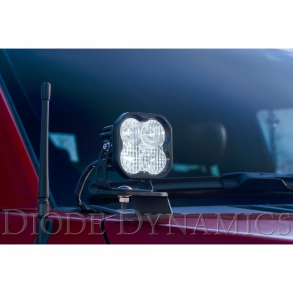 Pod light featuring advanced TIR optics for high efficiency and focus.
