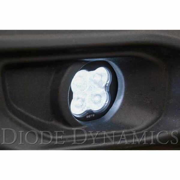 Pod light featuring advanced TIR optics for high efficiency and focus.