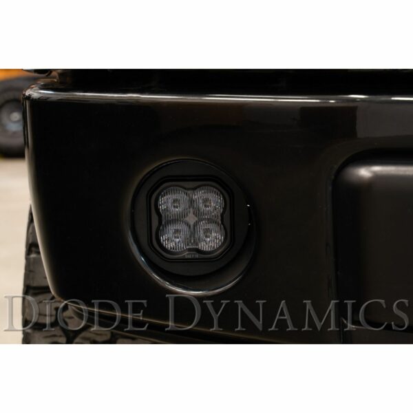 Pod light featuring advanced TIR optics for high efficiency and focus.