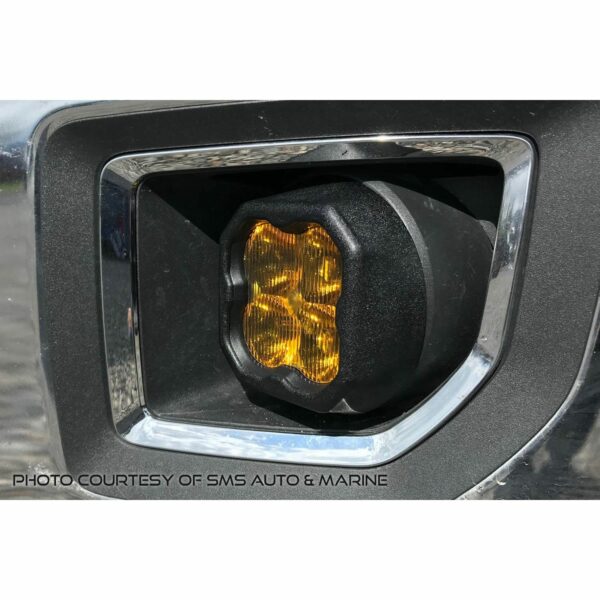 Pod light featuring advanced TIR optics for high efficiency and focus.
