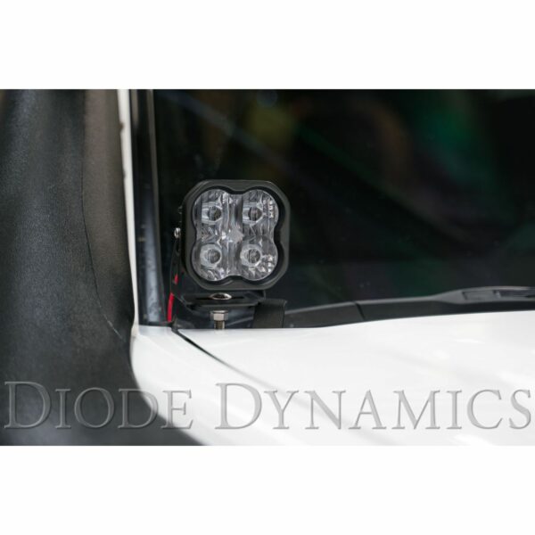Pod light featuring advanced TIR optics for high efficiency and focus.